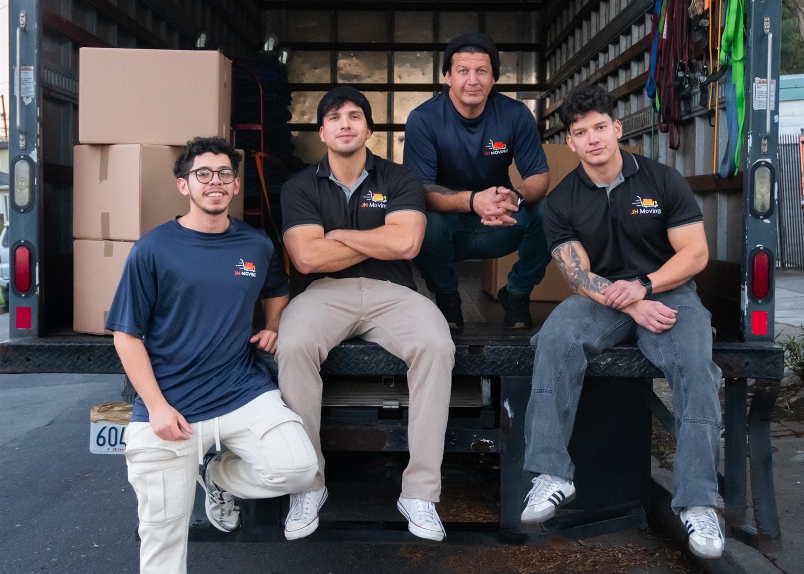 moving and storage crew in the Bay Area